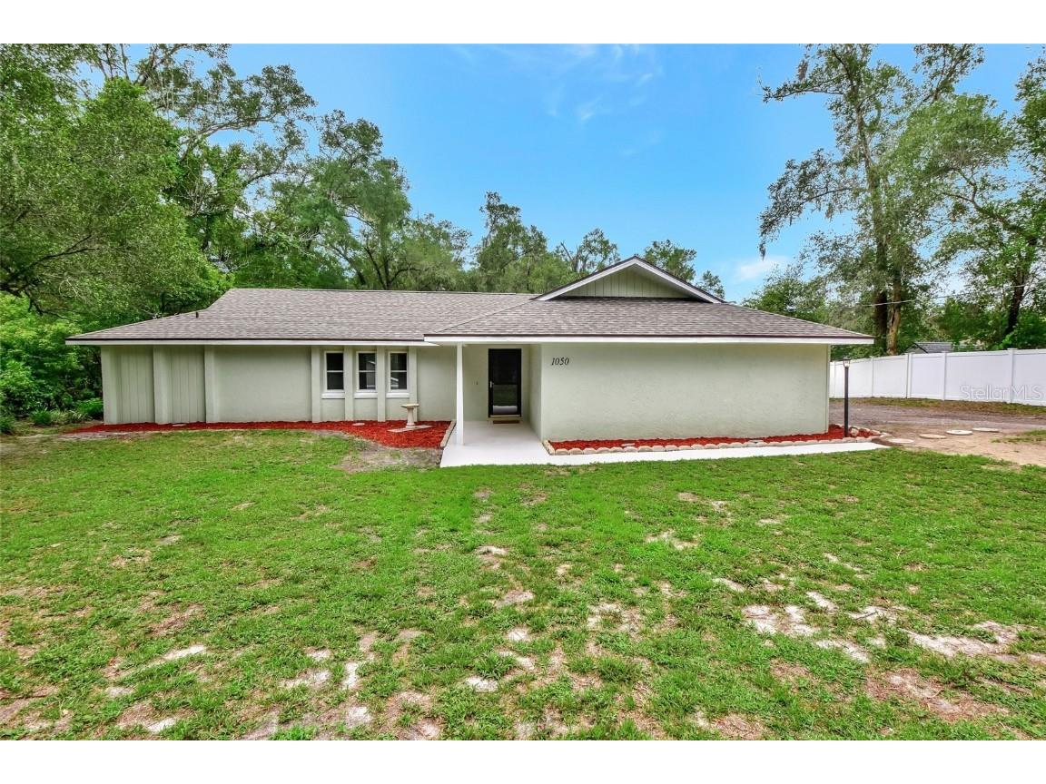 1050 E French Avenue Orange City FL 32763 V4930846 image1