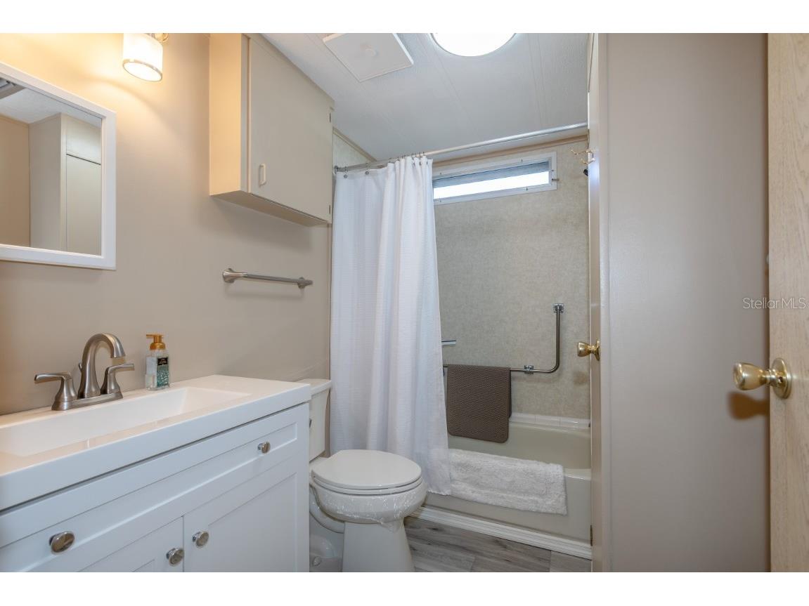 1050 Geneva Way Grand Island FL 32735 G5103080 image14