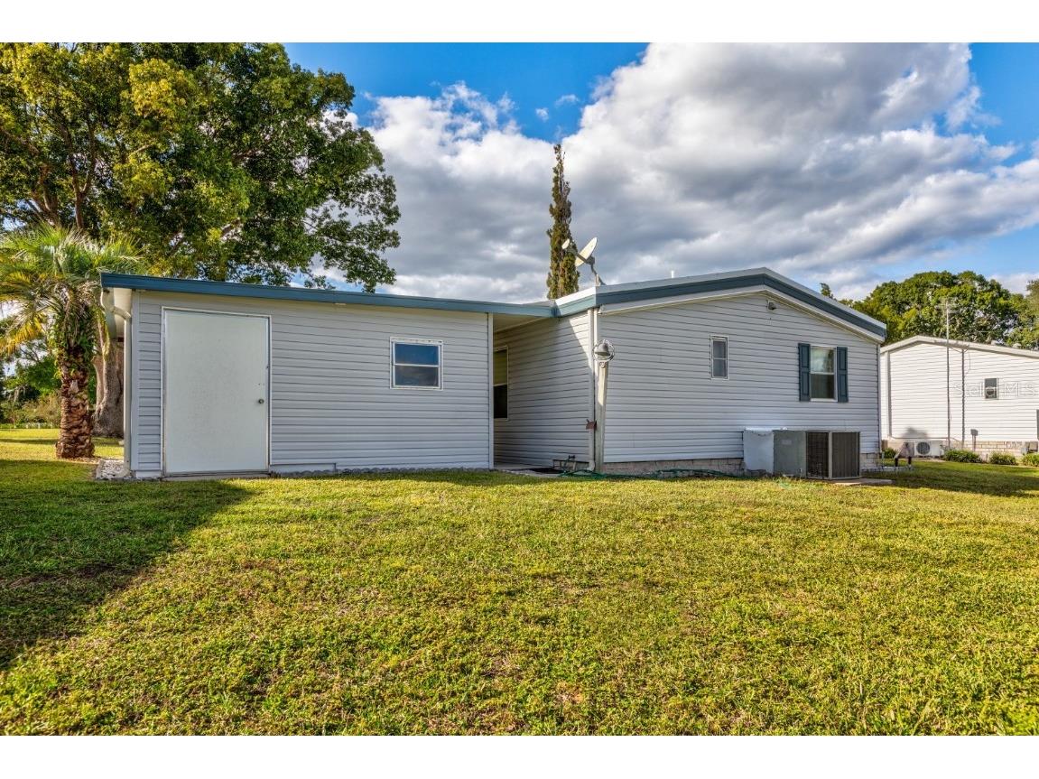 1050 Geneva Way Grand Island FL 32735 G5103080 image20