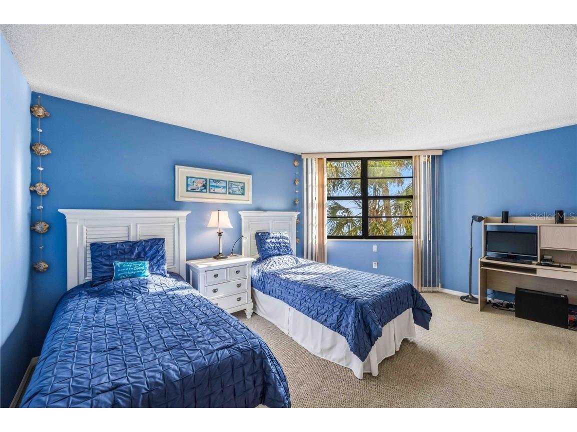 1050 Longboat Club Road #301 Longboat Key FL 34228 - GULF OF MEXICO A4672422 image27