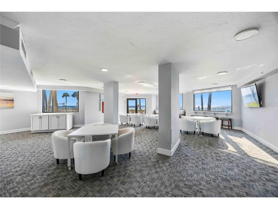 1050 Longboat Club Road #301 Longboat Key FL 34228 - GULF OF MEXICO A4672422 image5