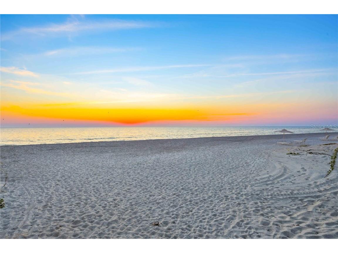 1050 Longboat Club Road #301 Longboat Key FL 34228 - GULF OF MEXICO A4672422 image55