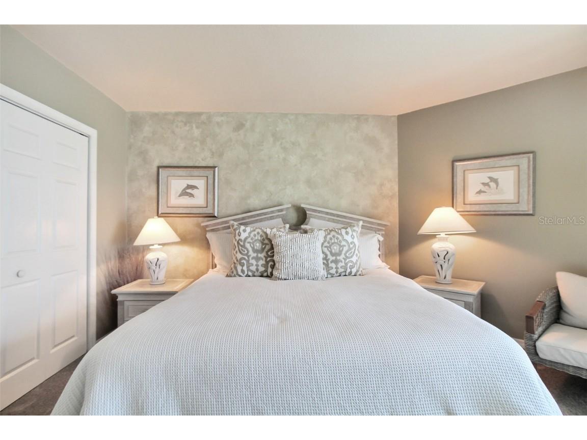 1050 Longboat Club Road #702 Longboat Key FL 34228 A4658787 image10