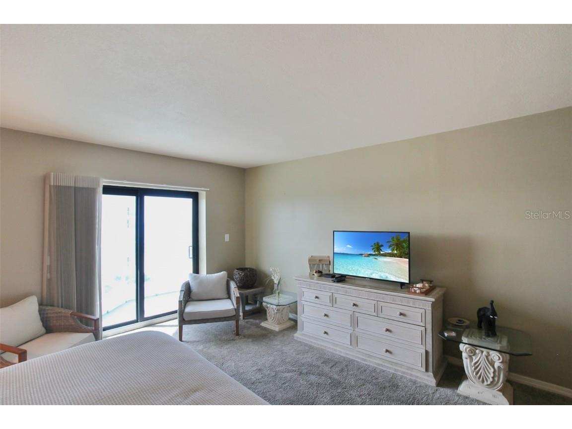 1050 Longboat Club Road #702 Longboat Key FL 34228 A4658787 image11