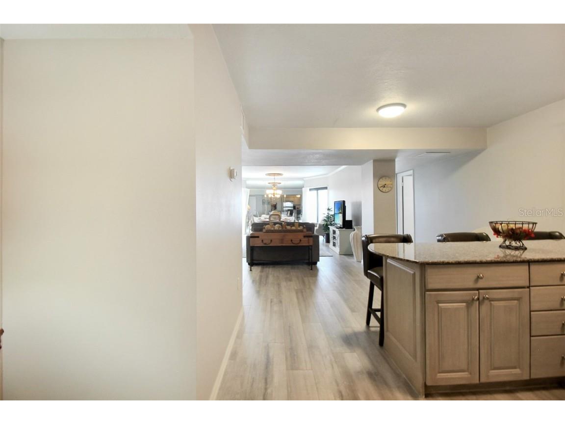 1050 Longboat Club Road #702 Longboat Key FL 34228 A4658787 image2