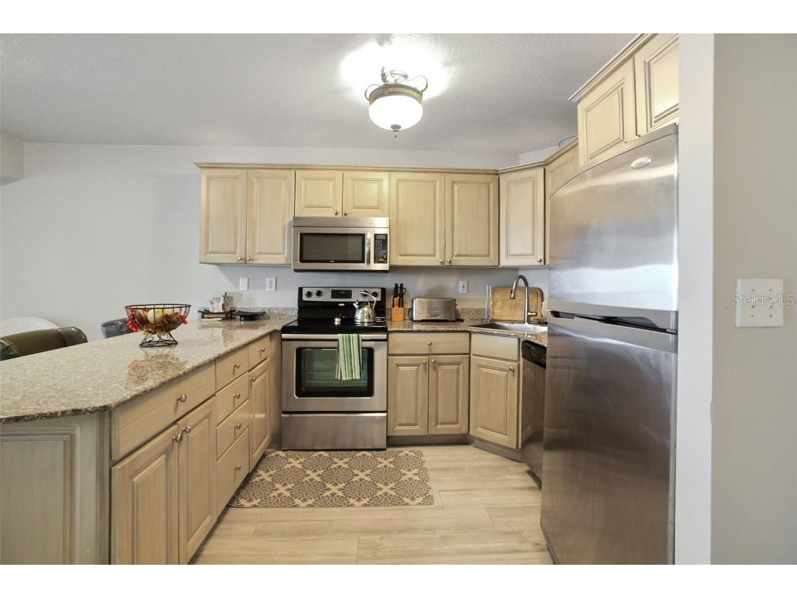 1050 Longboat Club Road #702 Longboat Key FL 34228 A4658787 image4