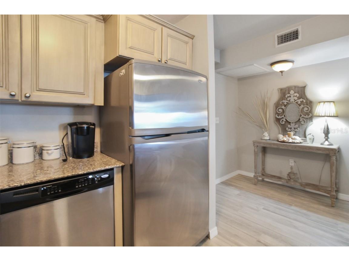 1050 Longboat Club Road #702 Longboat Key FL 34228 A4658787 image6