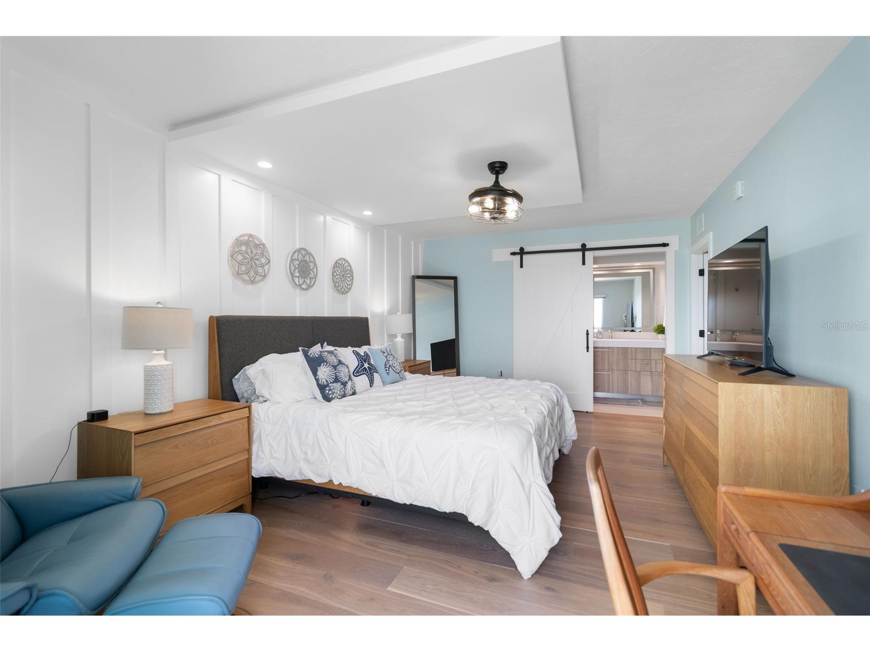 1050 Longboat Club Road #901 Longboat Key FL 34228 A4694717 image15