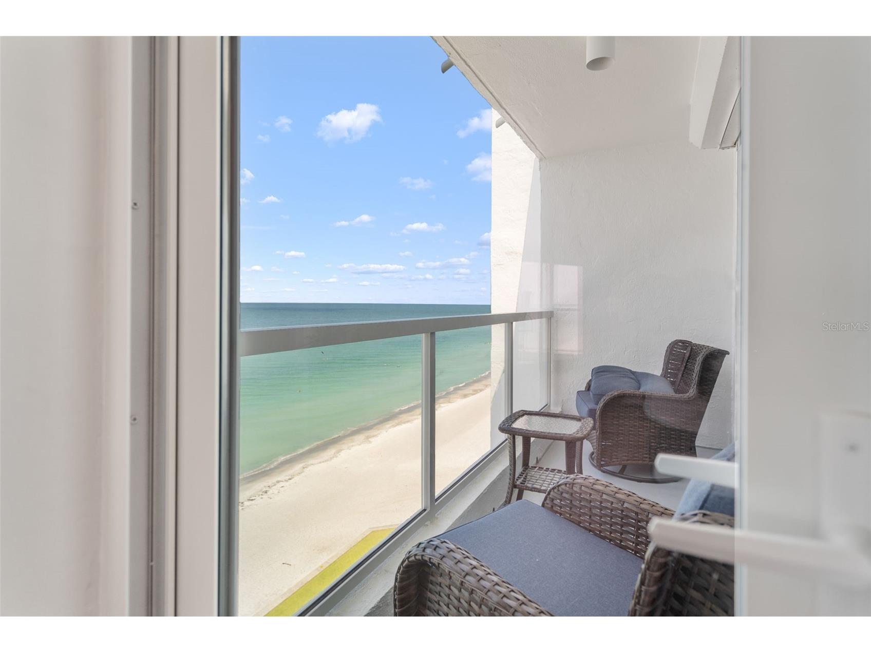 1050 Longboat Club Road #901 Longboat Key FL 34228 A4694717 image18