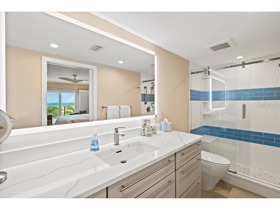 1050 Longboat Club Road #903 Longboat Key FL 34228 - GULF OF MEXICO A4647430 image33