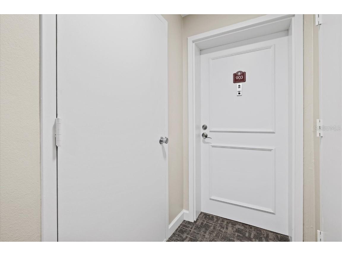 1050 Longboat Club Road #903 Longboat Key FL 34228 - GULF OF MEXICO A4647430 image40