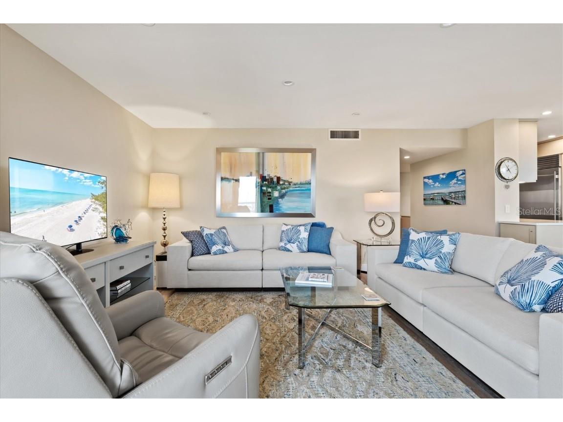 1050 Longboat Club Road #903 Longboat Key FL 34228 - GULF OF MEXICO A4647430 image8