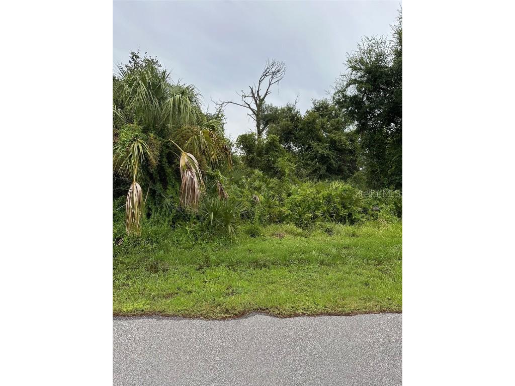1050 Longley Drive Port Charlotte FL 33953 C7497008 image1