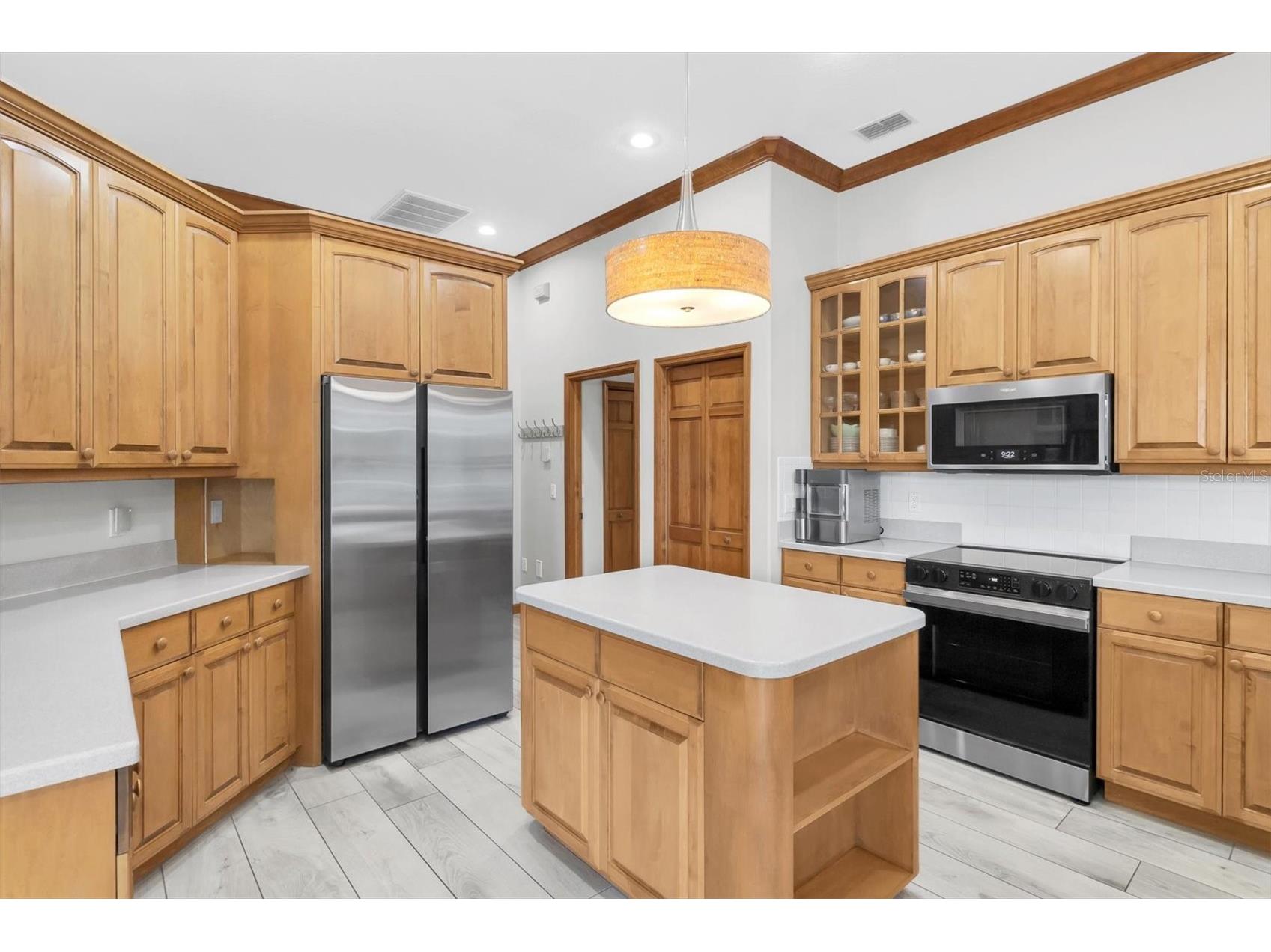 1050 Maravista Drive Trinity FL 34655 W7884583 image9