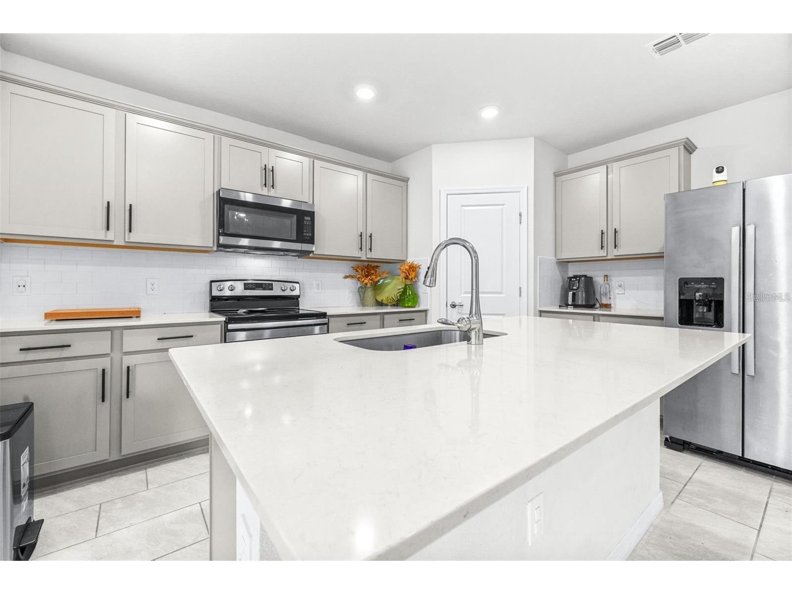 1050 Michelangelo Lane Winter Haven FL 33884 P4938891 image9