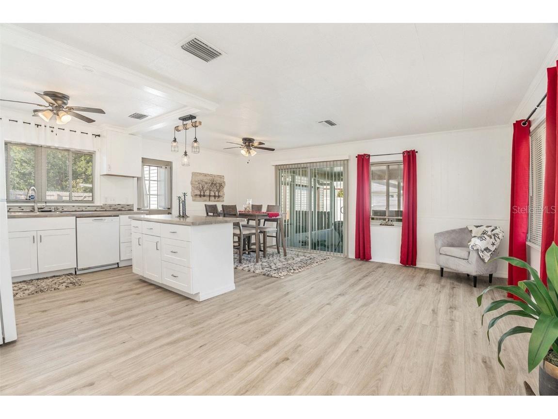 1050 N Midiron Point Crystal River FL 34429 TB8452357 image7