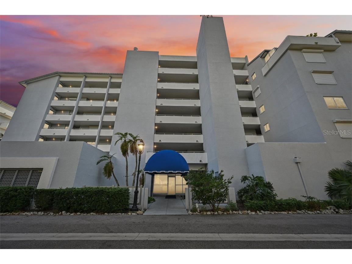 1050 Riverside Drive #A201 Palmetto FL 34221 TB8318747 image1