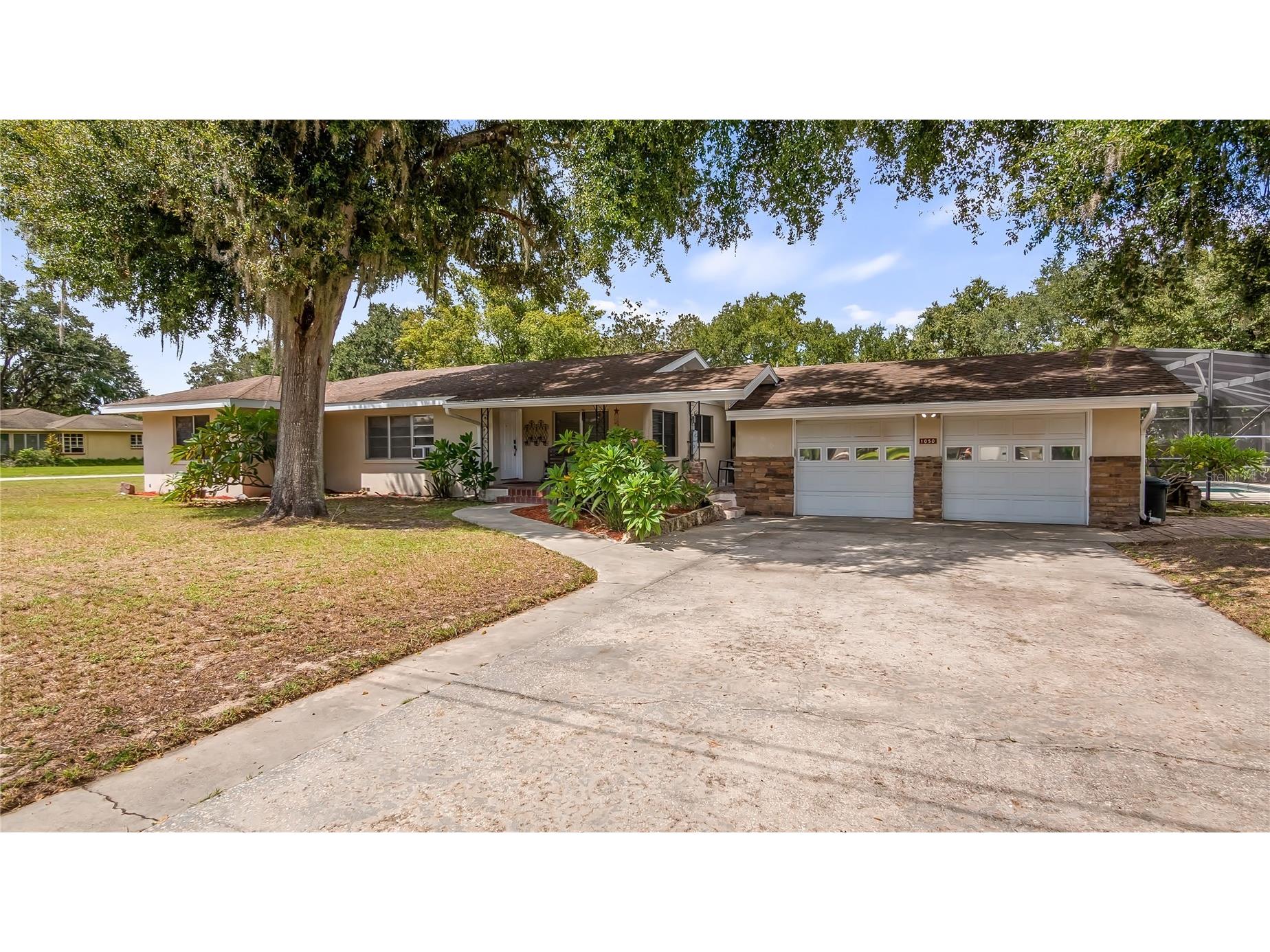 1050 S Main Avenue Groveland FL 34736 G5102207 image1