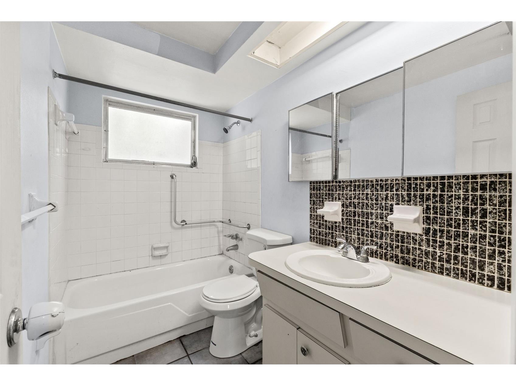 1050 Saxon Lane Holiday FL 34691 W7884854 image17