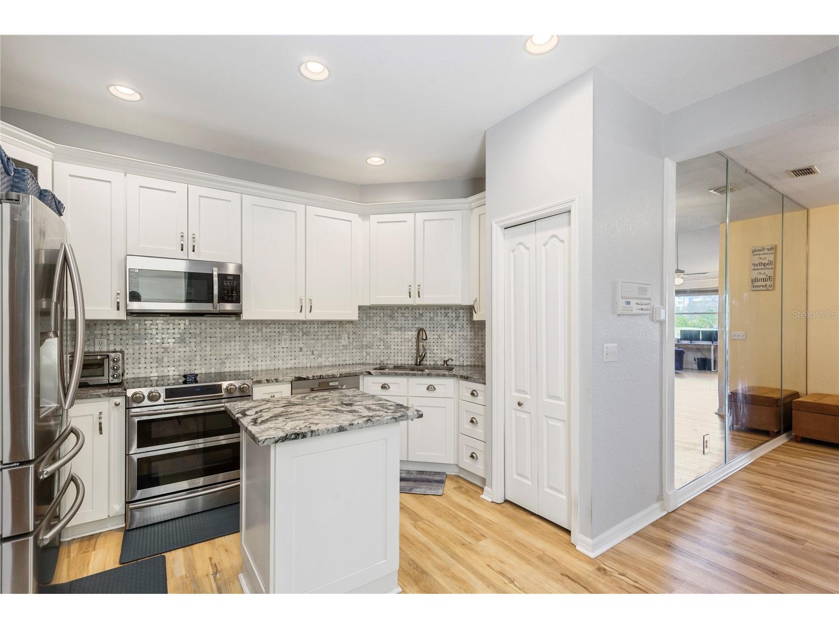 1050 Starkey Road #2102 Largo FL 33771 TB8483889 image4