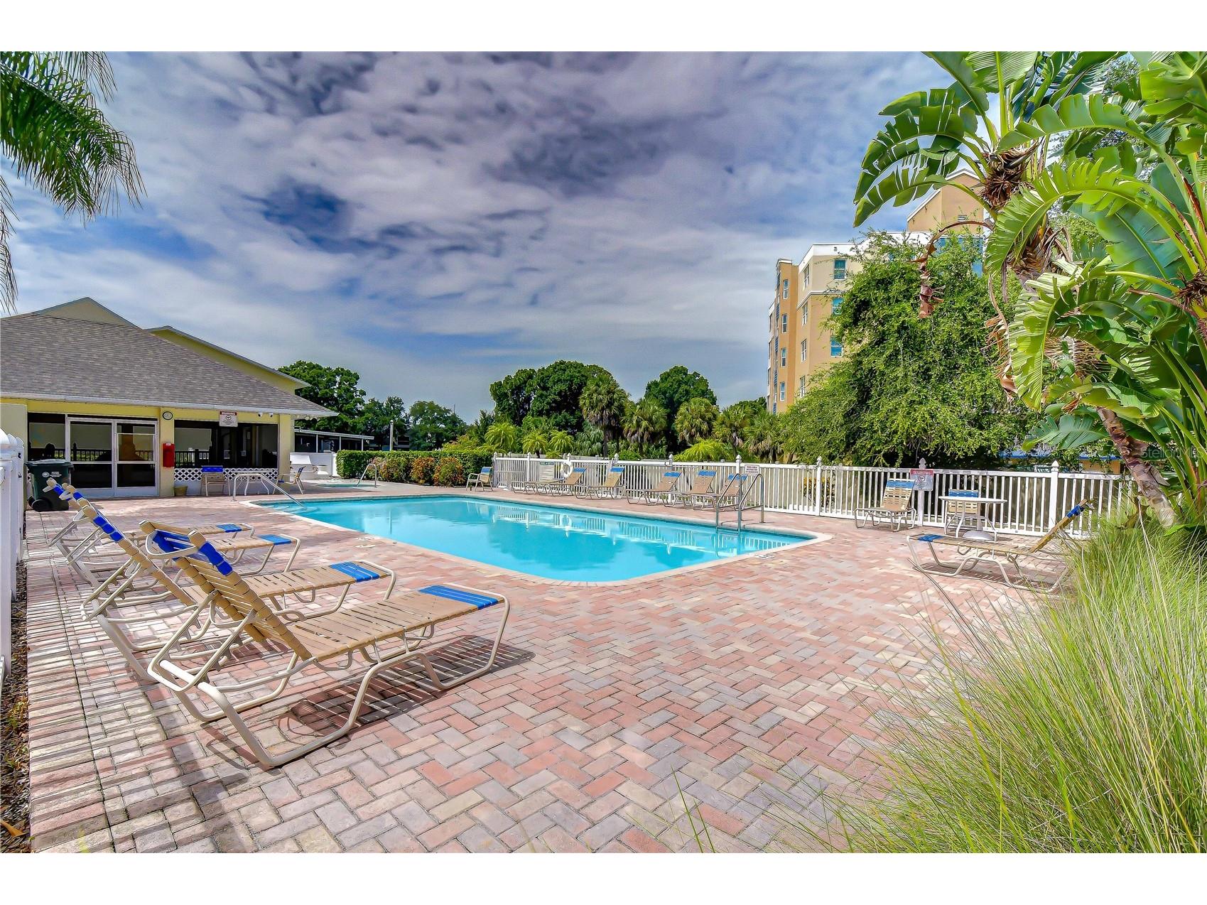 1050 Starkey Road #2105 Largo FL 33771 TB8521991 image22
