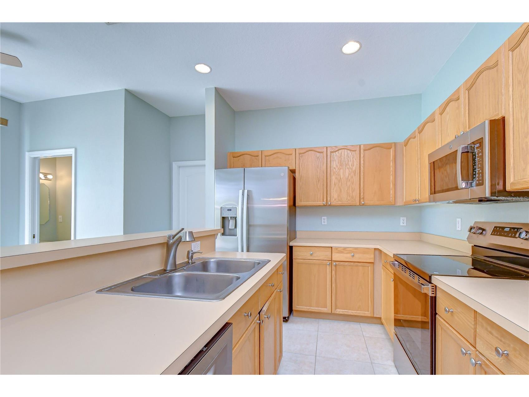 1050 Starkey Road #2105 Largo FL 33771 TB8521991 image43