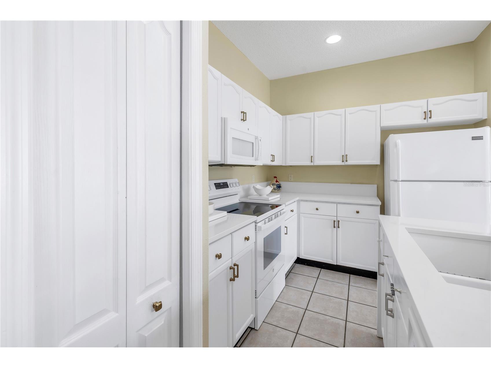 1050 Starkey Road #2201 Largo FL 33771 TB8464015 image39