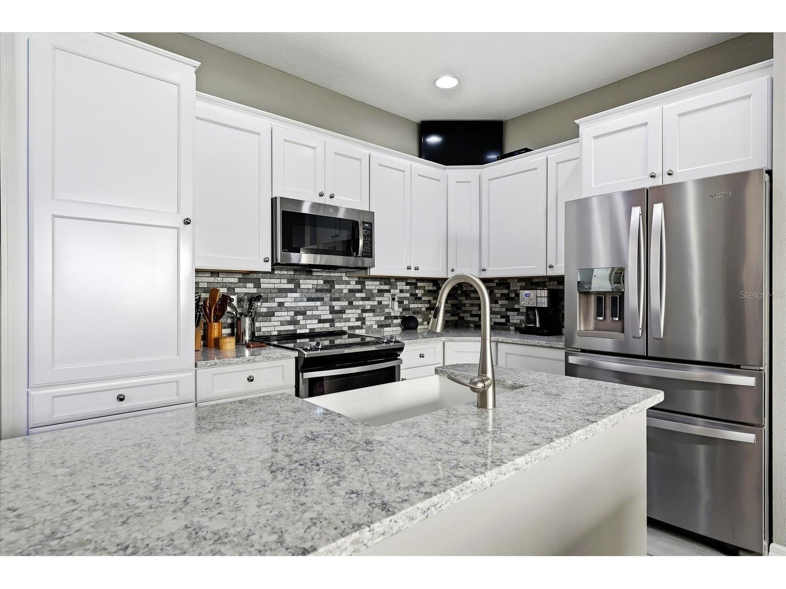 1050 Starkey Road #2301 Largo FL 33771 TB8476363 image18
