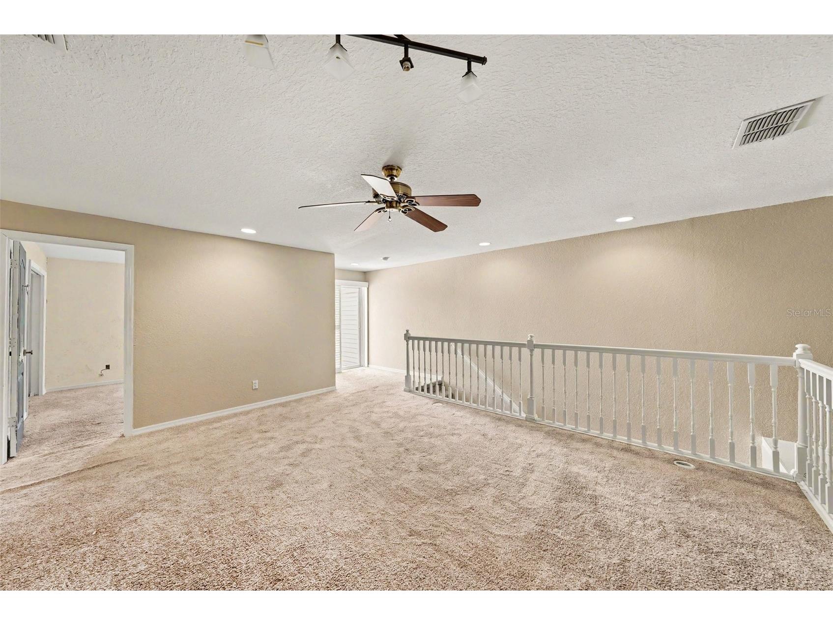 1050 Starkey Road #2403 Largo FL 33771 C7528602 image13