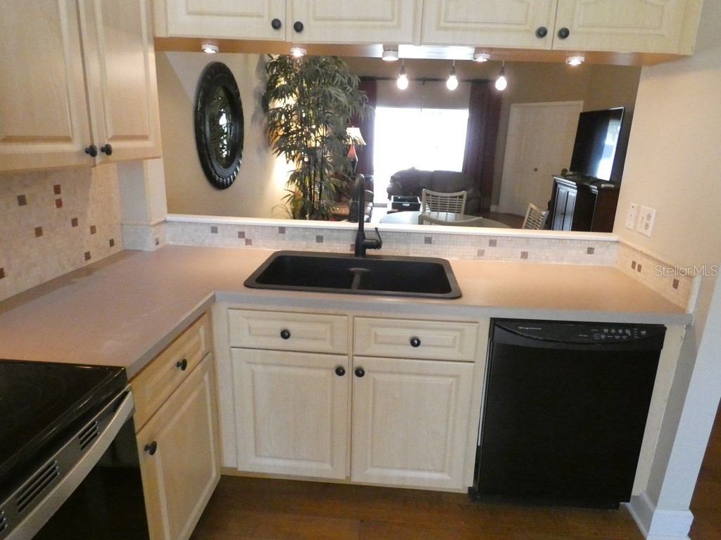 1050 Starkey Road #405 Largo FL 33771 W7883490 image15