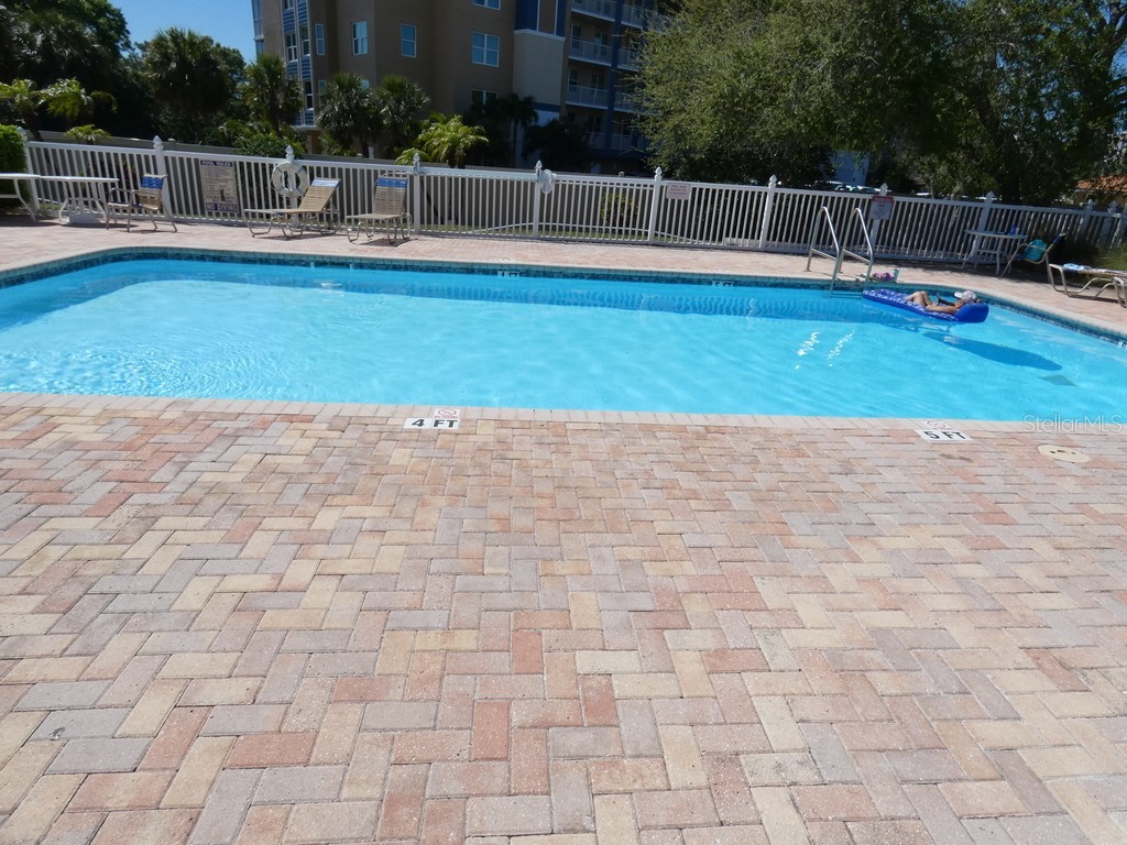1050 Starkey Road #405 Largo FL 33771 W7883490 image25