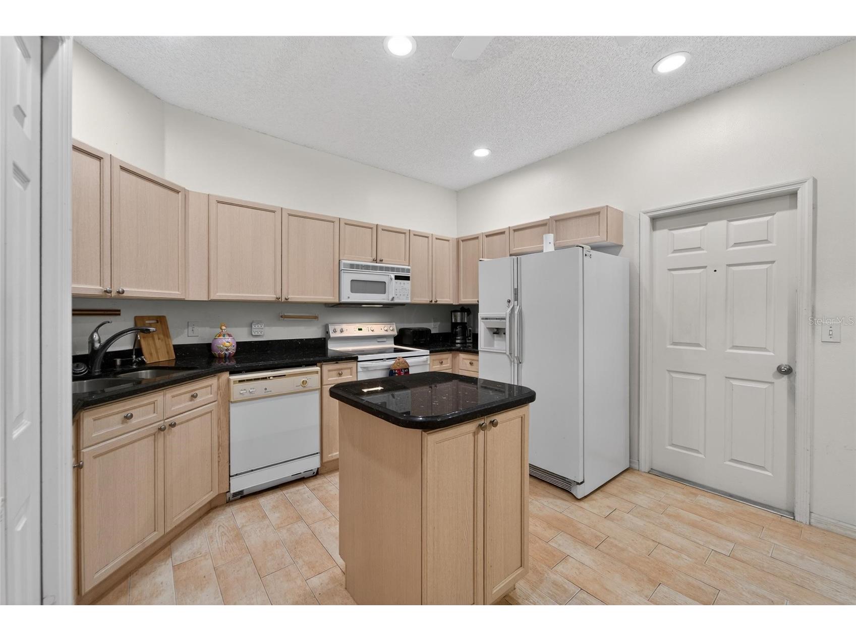 1050 Starkey Road #509 Largo FL 33771 TB8497847 image18