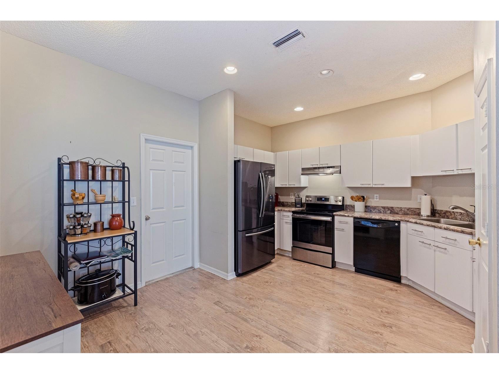 1050 Starkey Road #602 Largo FL 33771 TB8457523 image14