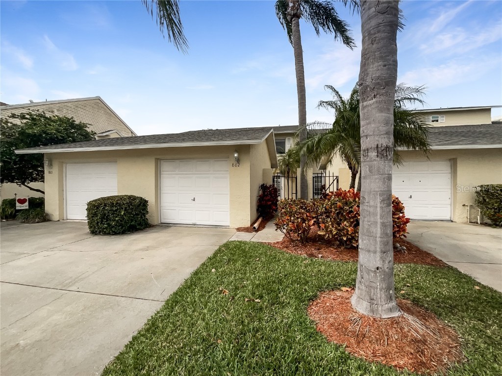 1050 Starkey Road #802 Largo FL 33771 O6184173 image1