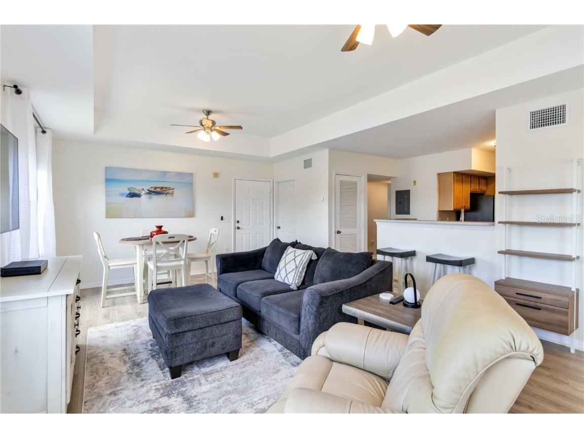 1050 Villagio Circle #206 Sarasota FL 34237 A4661090 image10