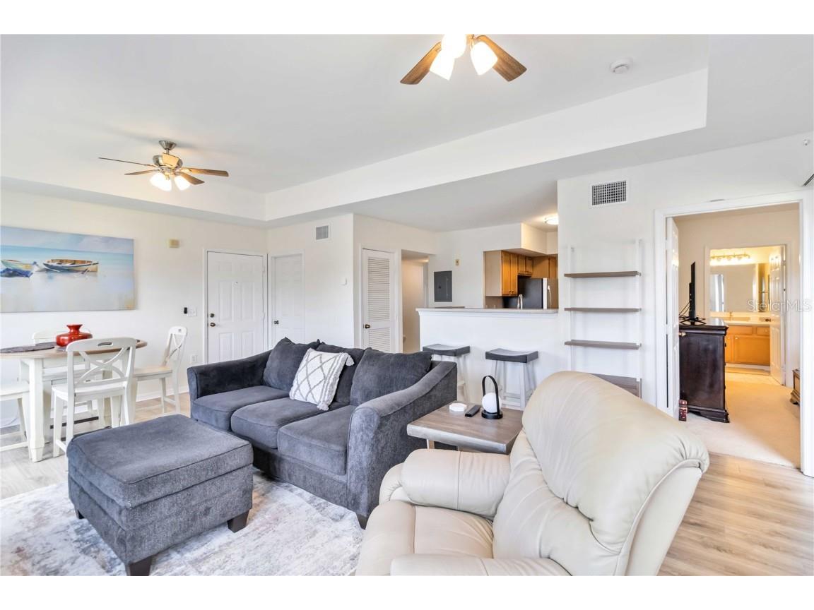 1050 Villagio Circle #206 Sarasota FL 34237 A4661090 image11