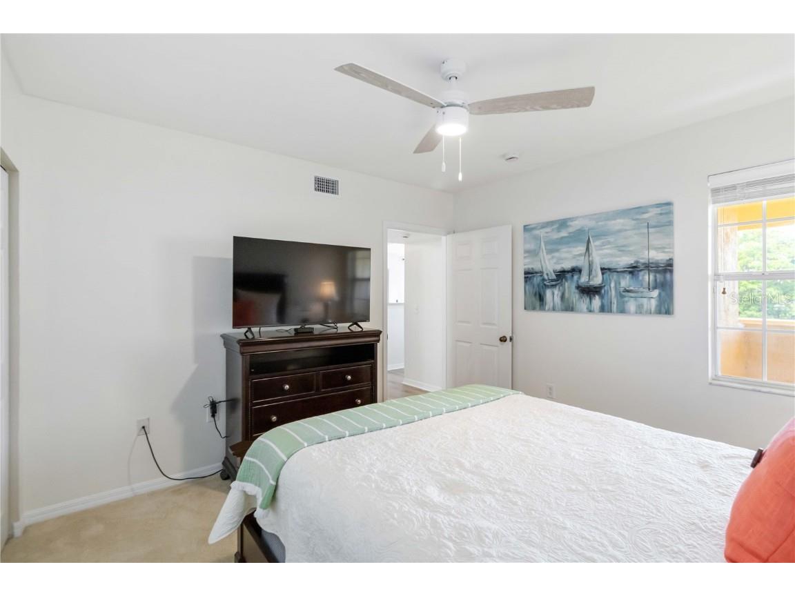 1050 Villagio Circle #206 Sarasota FL 34237 A4661090 image31