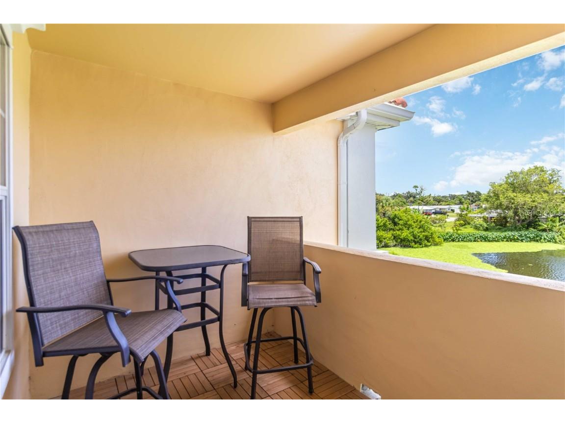 1050 Villagio Circle #206 Sarasota FL 34237 A4661090 image35
