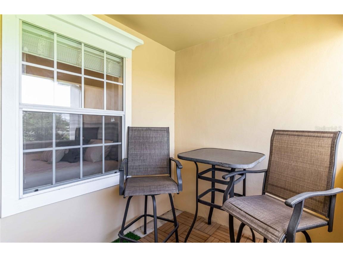 1050 Villagio Circle #206 Sarasota FL 34237 A4661090 image37