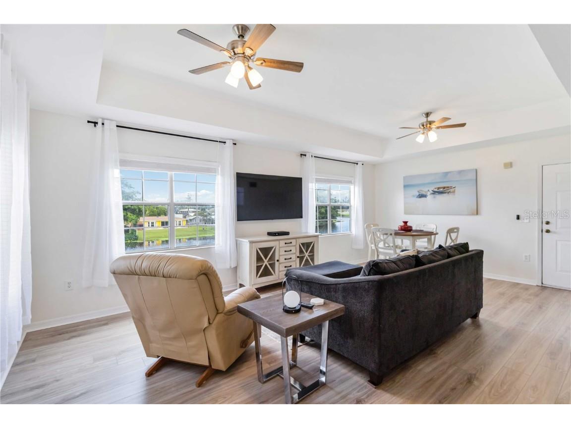 1050 Villagio Circle #206 Sarasota FL 34237 A4661090 image9