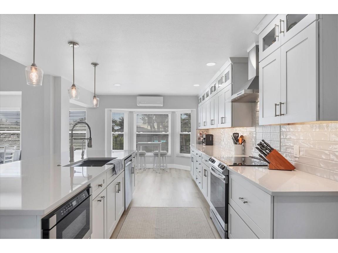 10500 Sherman Street Englewood FL 34224 - ICW-10 MINUTES TO STUMP PASS D6141916 image20