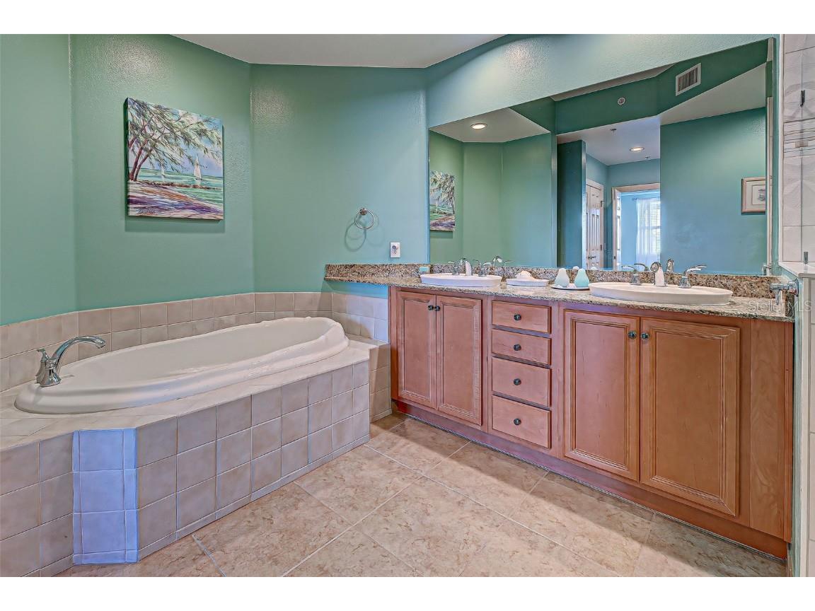 10501 Amberjack Way #103 Englewood FL 34224 - LEMON CREEK N6136592 image39