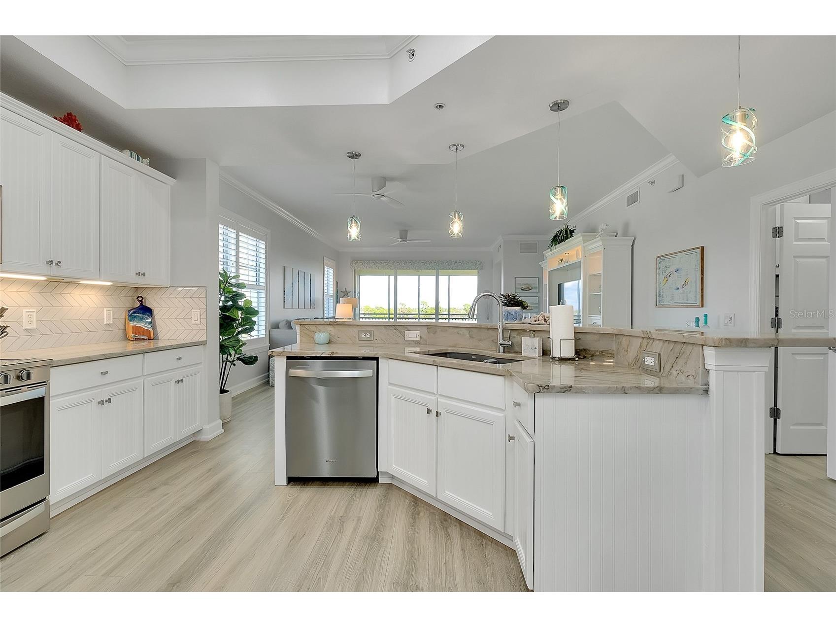 10501 Amberjack Way #301 Englewood FL 34224 - LEMON CREEK N6142365 image6