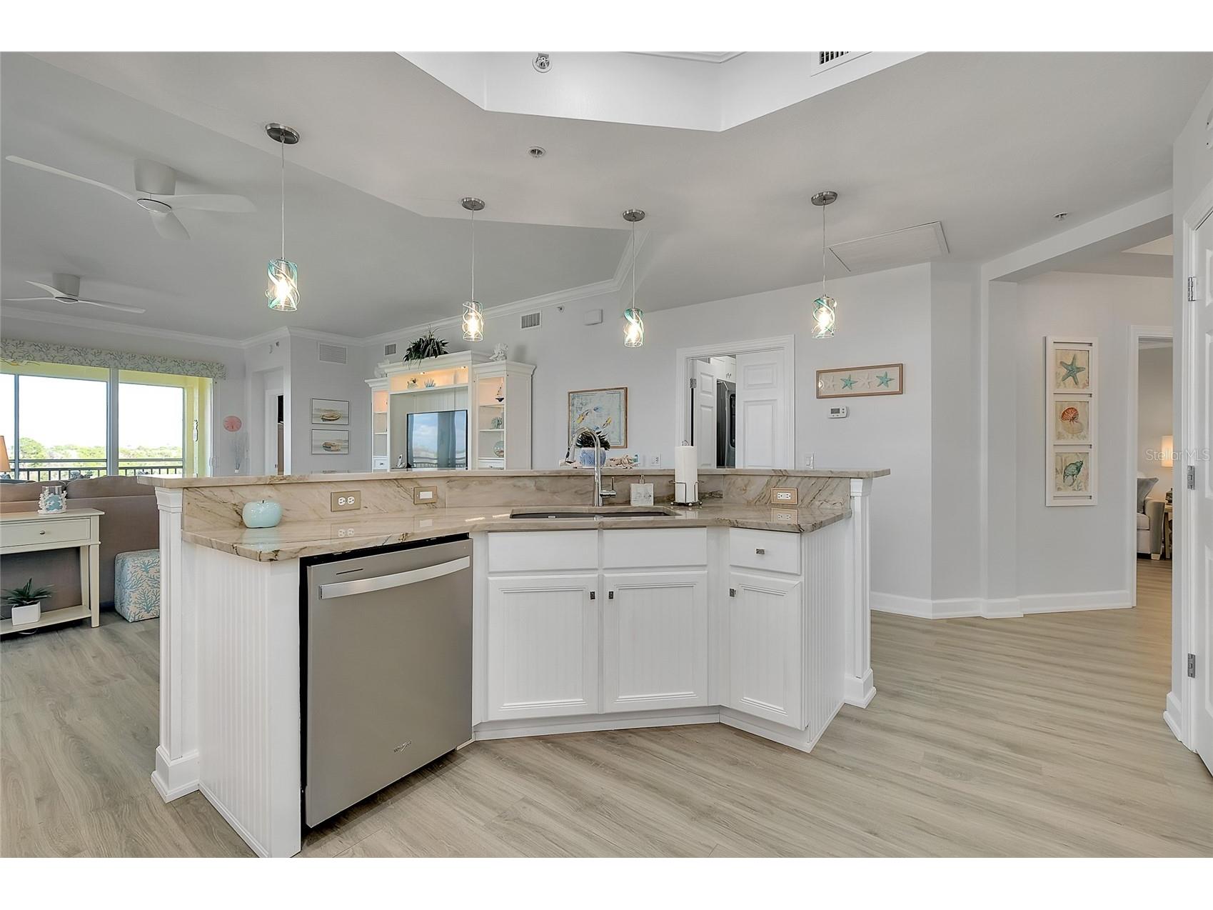 10501 Amberjack Way #301 Englewood FL 34224 - LEMON CREEK N6142365 image7