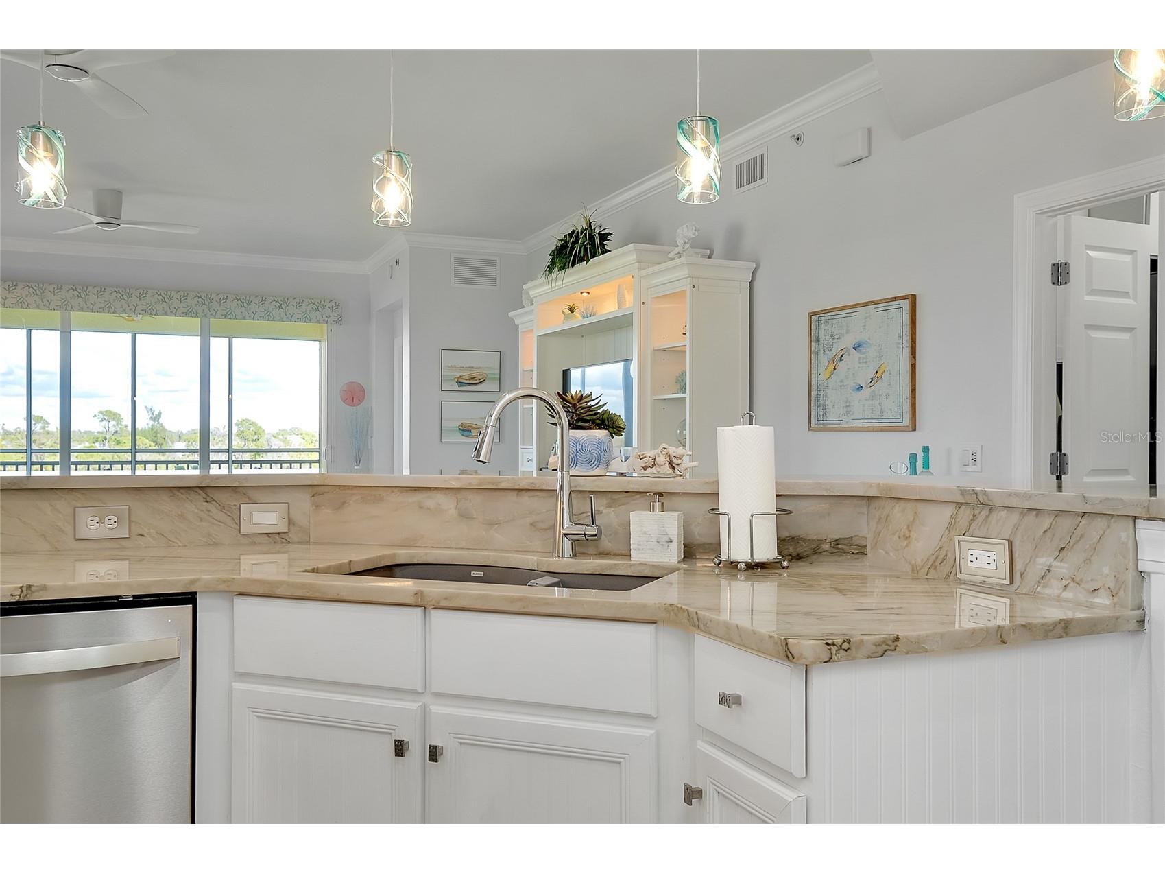 10501 Amberjack Way #301 Englewood FL 34224 - LEMON CREEK N6142365 image8