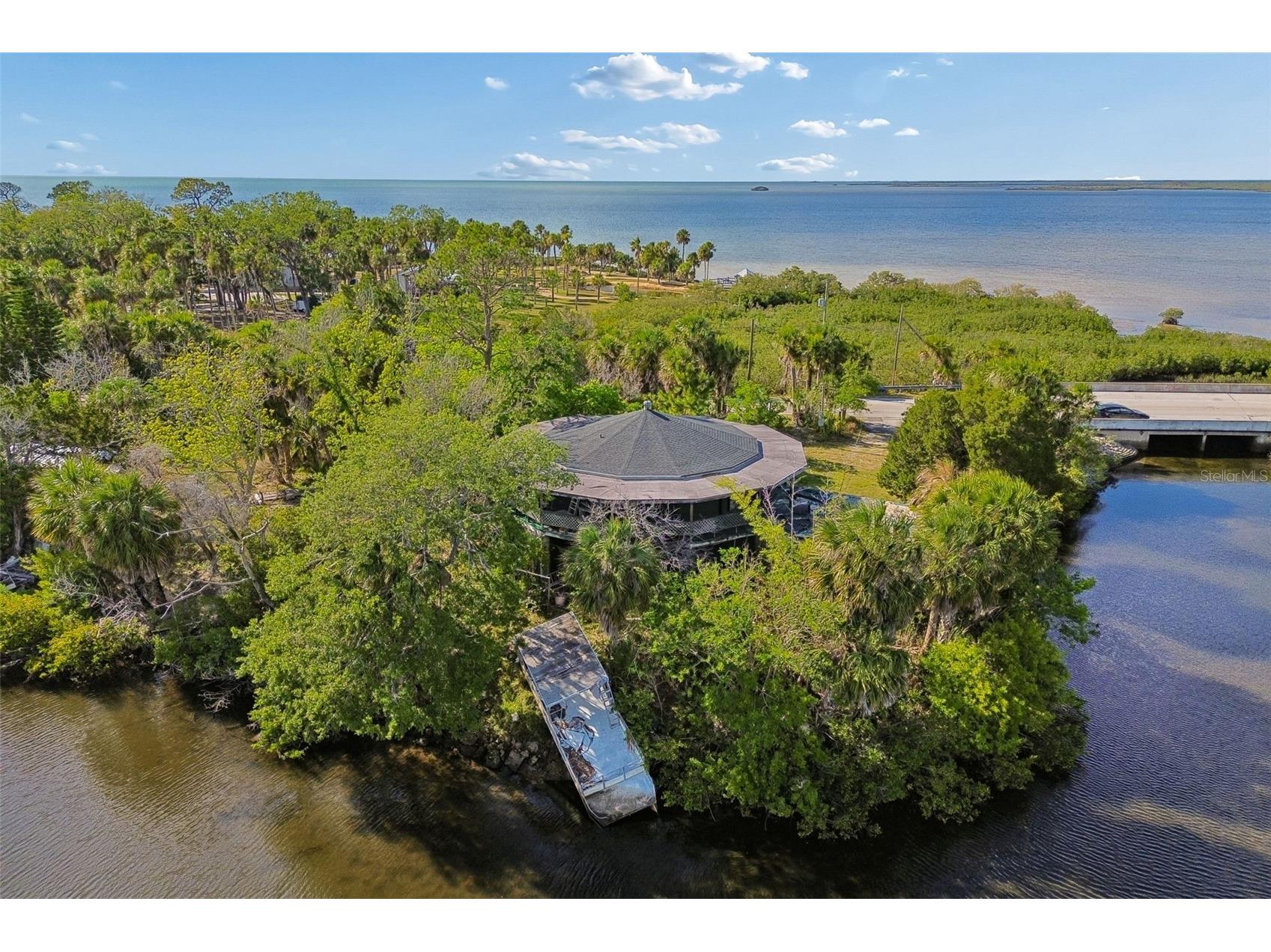 10501 Pine Island Drive Weeki Wachee FL 34607 TB8501588 image28