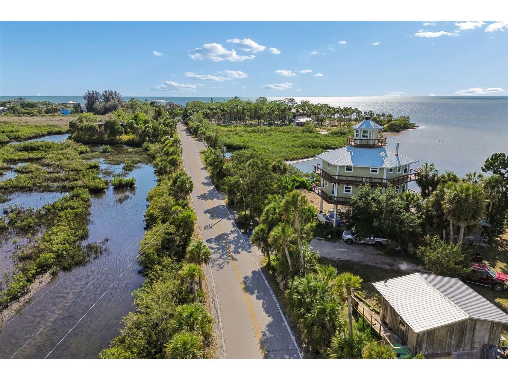 10501 Pine Island Drive Weeki Wachee FL 34607 TB8501588 image4