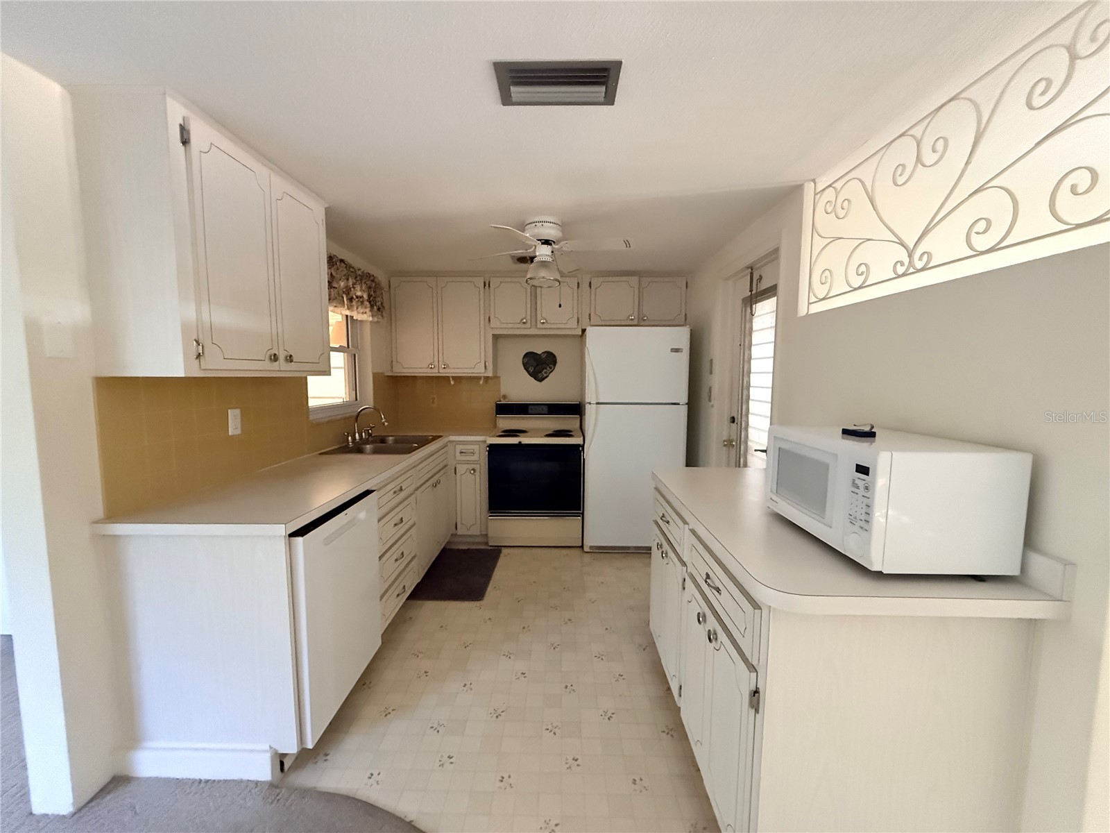 10502 Laburnum Drive Port Richey FL 34668 TB8474753 image6