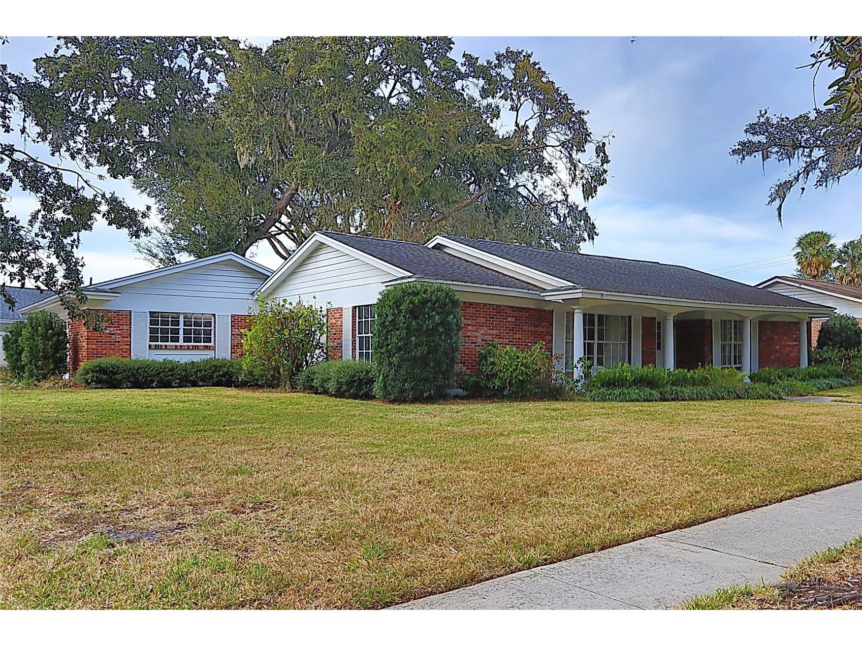 10502 Lake Carroll Way Tampa FL 33618 - LAKE CARROLL TB8450930 image1