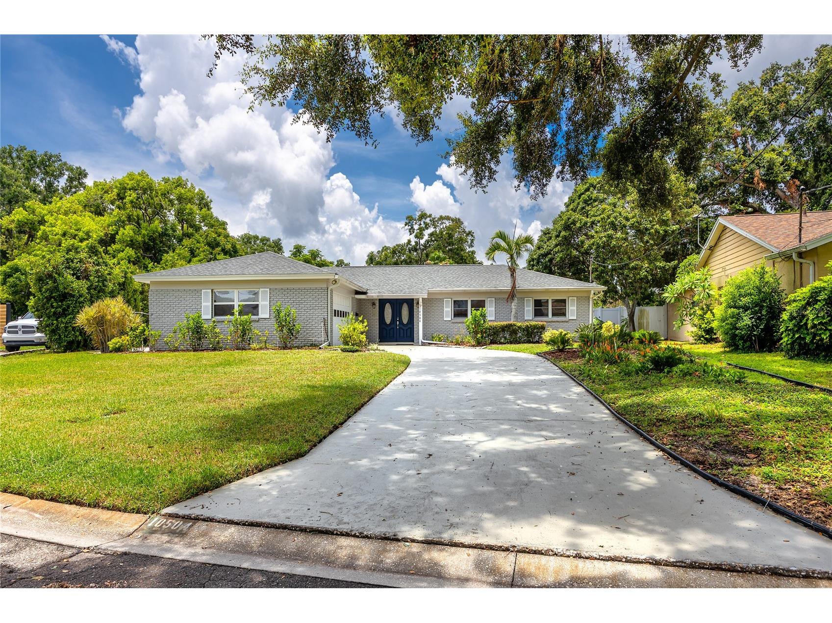 10504 Lacera Drive Tampa FL 33618 - LAKE CARROLL TB8407323 image1